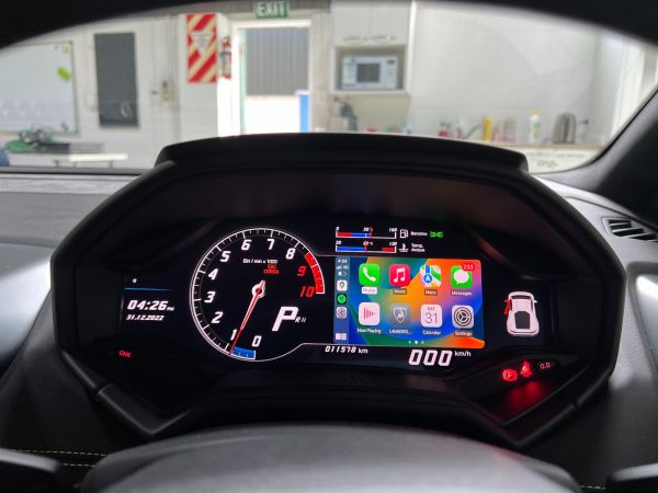 Lamborghini Huracan Apple Carplay & Android Auto Upgrade